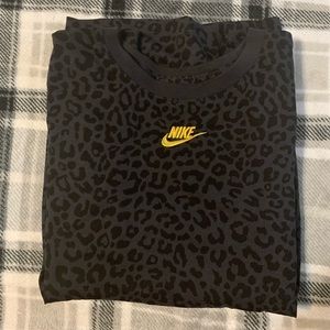 Nike Womens Longsleeve